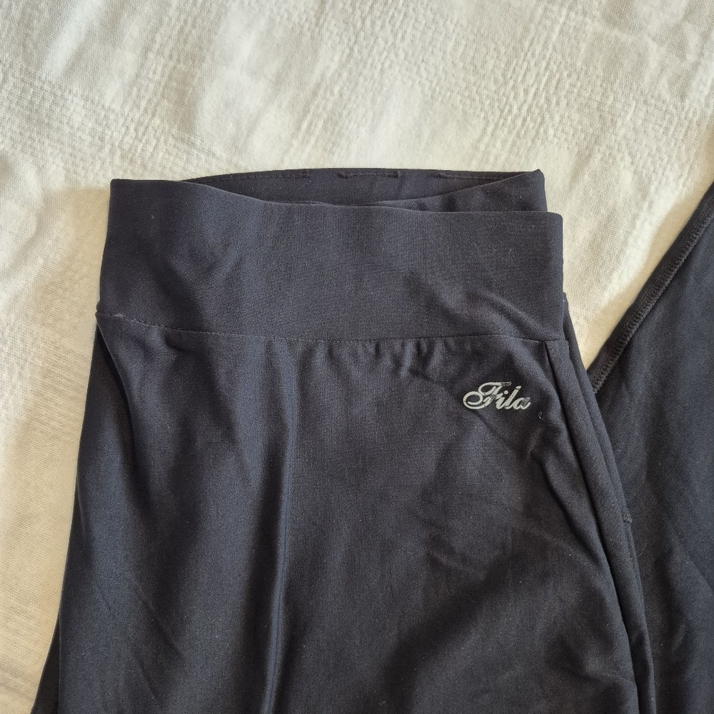 Fila women's Large wide leg pull on pants small defect on back of leg GUC - Picture 2 of 9